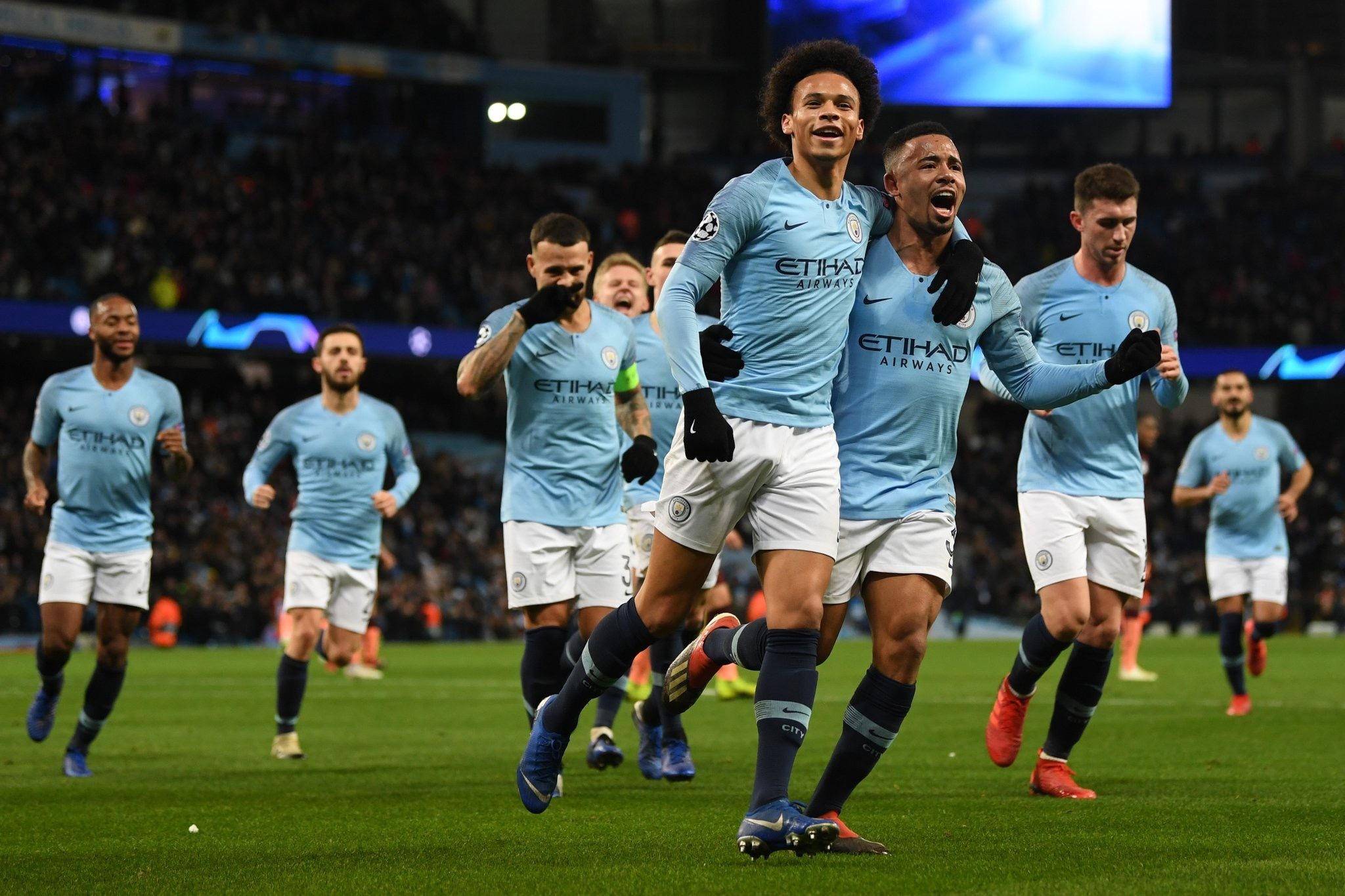 进攻威胁的 进攻威胁的